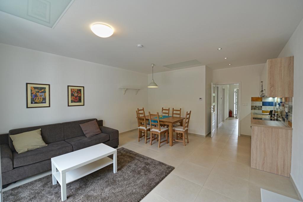 Apartmany Belveder Hlohovec Εξωτερικό φωτογραφία