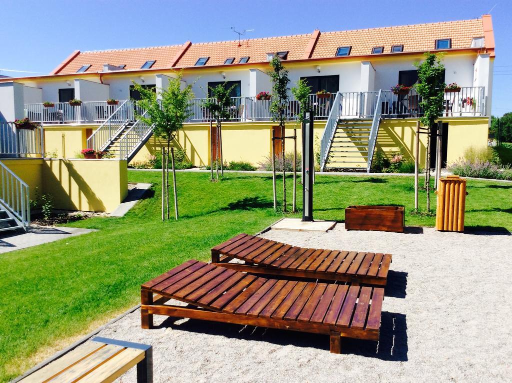 Apartmany Belveder Hlohovec Εξωτερικό φωτογραφία